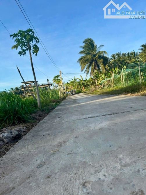 Đất nền mặt tiền dal ô tô tới nơi chỉ 170 triệu nền