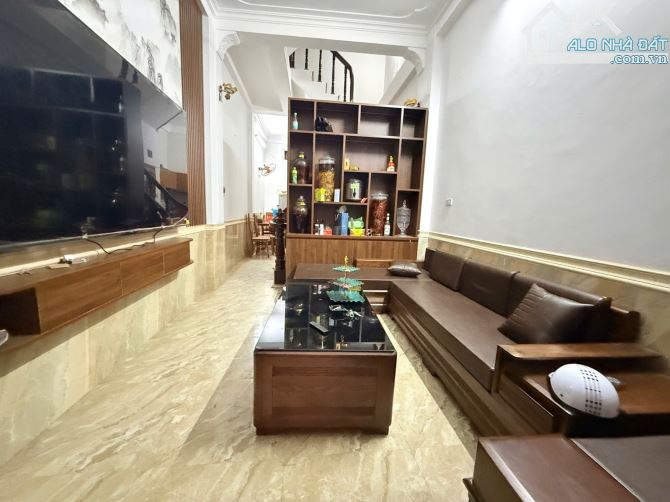 🔥 SIÊU HIẾM 42m2x4 Tầng– NHÀ DÂN XÂY – LÔ GÓC NỞ HẬU – GẦN Ô TÔ – TRUNG TÂM MỸ ĐÌNH 🔥