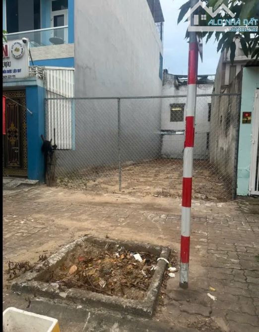 Lô đất mặt tiền Trần Thánh Tông . DT:206m , ngang 10m . Giá : 26tỷ780 TL