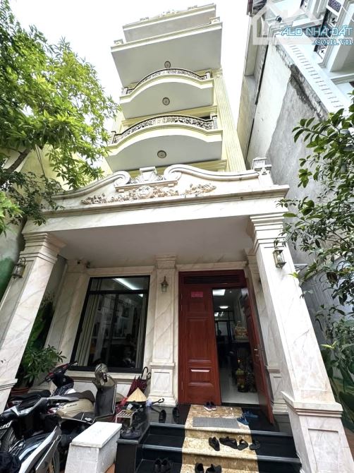 Biệt thự Kim Ngưu quận Hai Bà Trưng 162m2 MT6.7m-6Tầng Thang Máy Ô Tô,Sân Vườn Cực Đẹp