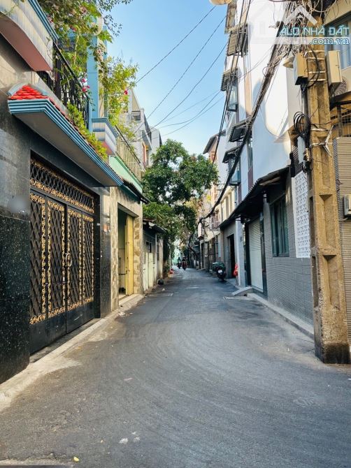 Bán nhà Tân Bình - Giáp Q10 - 72M² - 4 tầng - xe hơi