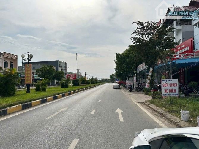 Bán lô đất kinh doanh đắc địa - Đường 302 Cạnh Ngã Tư Hợp Châu