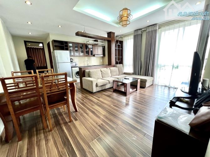 Nhà đặng Thanh mai - Quảng An Tây Hồ, DT 75 M,,6 tầng
