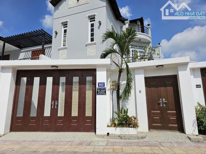 Cho thuê nhà Mặt Tiền 8x40m 1 lầu  Tân Kỳ Tân Quý Quận Bình Tân