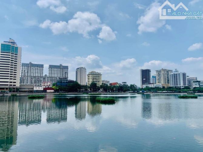 Bán căn hộ chung cư D2 giảng võ diện tích 166m2, 3 phòng ngủ, 3 vệ sinh, nhà đẹp về ở ngay