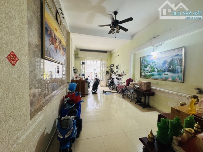 BÁN NHÀ QUẬN 6, HXT KINH DƯƠNG VƯƠNG, 55M2 X 4 TẦNG, NGANG 4M, CHỈ 7.XX TỶ TL