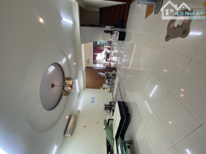 Bán chung cư Skylight phố Minh Khai (Hoà Bình 6) căn hộ duplex ( 2 tầng ) 200m2