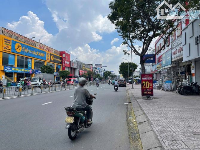 Bán nhà mặt tiền Nguyễn Oanh gần chợ Căn Cứ 26 - Kết cấu 3 tầng DT 4.7x17 vuông đẹp