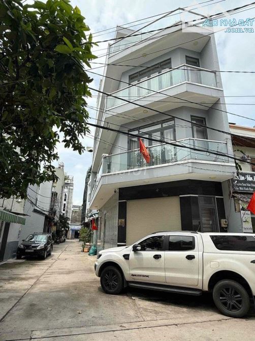 BÁN NHÀ LÊ VĂN HIẾN, LÔ GÓC Ô TÔ VÀO NHÀ, 50M×4T, MT 6M, 12.5 TỶ