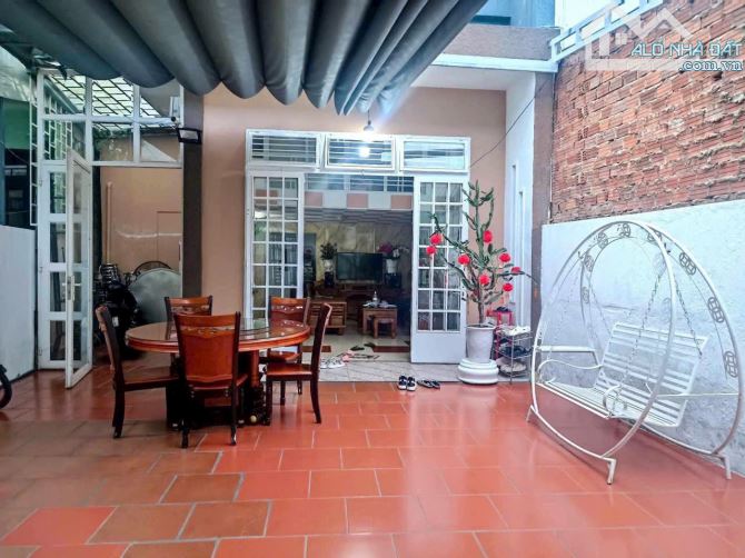 Bán nhà cấp 4 lửng kiệt oto 4m5 Phạm Tứ. Dt 110m2 ngang 6m kiệt thông sát đường ở đẹp