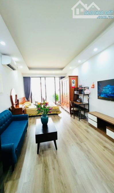 CẦN BÁN CĂN HỘ TẬP THỂ MẶT PHỐ NGUYỄN CHÍ THANH - CHÙA LÁNG 50m2 - Giá Tốt! Ở luôn