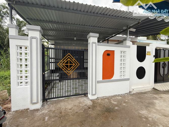 Nhà có thổ cư gần UBND Phường Phú Tân, chợ Tú điền - Tp Bến Tre cũ