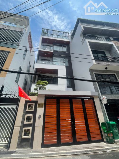 Giảm 5 Tỷ Nhà Mặt Tiền Đặng Dung - Quận 1 - 4x16m Vuông - 4 Tầng - Giá 23 Tỷ