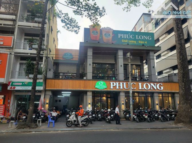 Nhà góc 2 MT đường Lê Văn Sỹ quận 3, DT 15x25m đang cho spa thuê 350 triệu, giá 99 tỷ TL