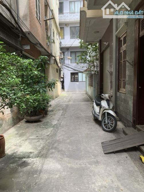 BÁN NHÀ PHỐ TÔ VĨNH DIỆN NGÕ 3 GÁC TRÁNH CÁCH PHỐ CHÍNH VÀI BƯỚC CHÂN-60M- GIÁ NHỈNH 13 TỶ