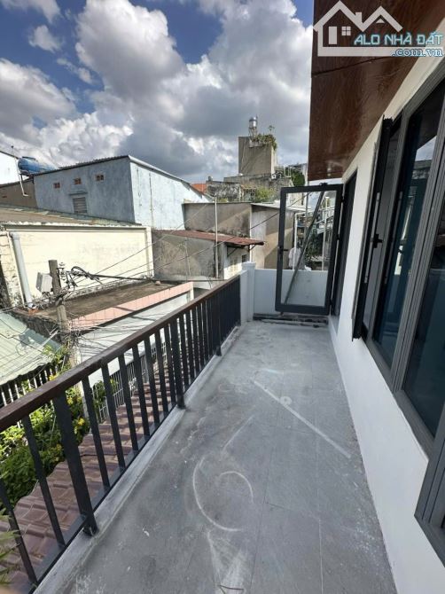HIẾM NGAY CHUNG CƯ KHANG PHÚ - 70M2 - NGANG KHỦNG 5.8M - 3PN - GIÁ HƠN 5 TỶ