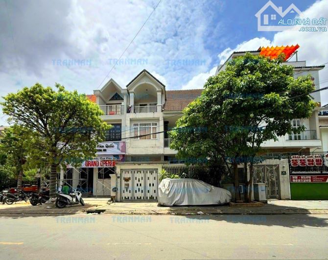 Chính chủ gửi bán nhà mặt tiền số 3 Nguyễn Quý Cảnh, P.An Phú, Q.2, 10x17m, hầm 3 tầng.