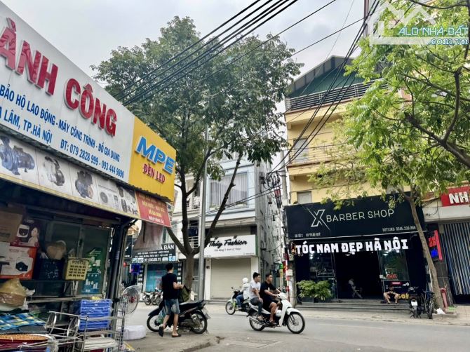 Hàng đầu tư ngon, Bán nhà Trâu Quỳ 6 tầng thang máy, Dòng tiền 130tr/ th - DT 220m2 2x tỷ