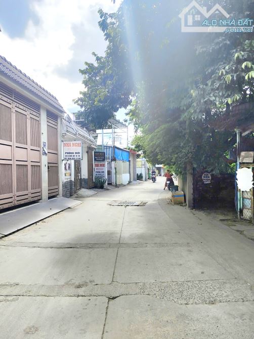 NHÀ 152M² x 2 TẦNG, MẶT TIỀN SỐ - LÊ VĂN THỊNH, Q.2