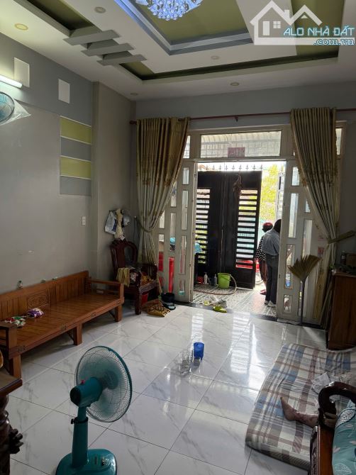 Bán nhà lầu trệt. Sổ hồng riêng.Đông Thạnh Hóc Môn