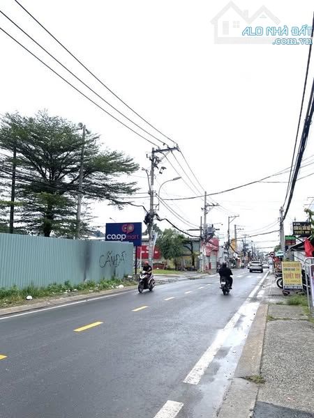 Lô Đất Mặt tiền đỉnh đường ĐỖ VĂN DẬY, Tân Hiệp, Diện tích 3.860m2 (33 x 81), nở hậu 46m.