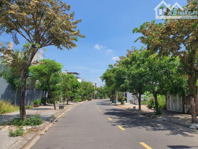 🏆Bán nhà 3 Tầng đường Trần Kim Xuyến, dt7.8 ty sập hầm
