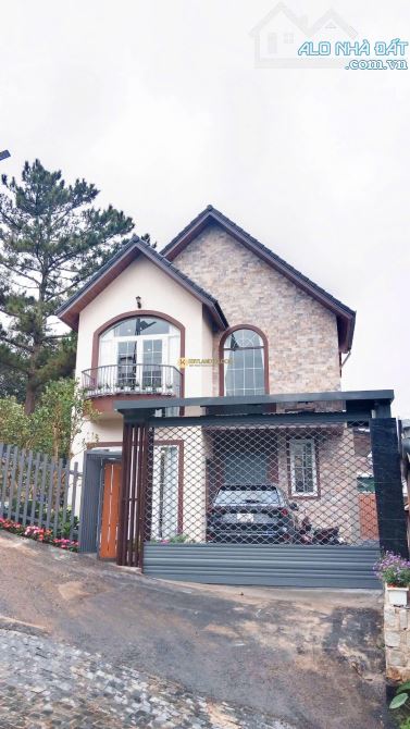 BÁN VILLA 2 TẦNG- KHÔNG GIAN NGHỈ DƯỠNG SANG TRỌNG-SỔ RIÊNG CHỈ 11.5 TỶ