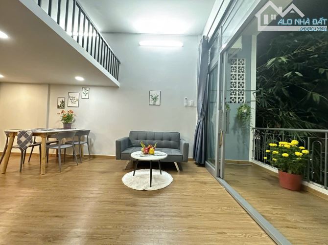 CỰC PHẨM DUPLEX FULL NỘI THẤT BAN CÔNG NGAY QUẬN 10