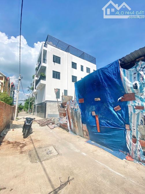 🚗 HẺM XE HƠI – NGAY Thạnh Xuân  40  Dt  4 x 18m 70 m2 GIÁ 3,2T