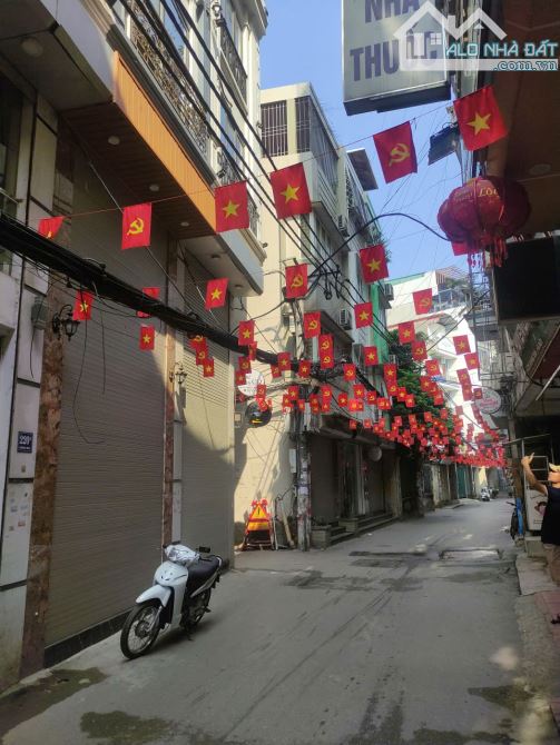 SIÊU HIẾM: NHỈNH 200TR/M, Ô TÔ ĐỖ CỬA, NHÀ 5 TẦNG, THANG MÁY, SỔ ĐỎ 65M NGÕ THÔNG PHỐ TRƯƠ