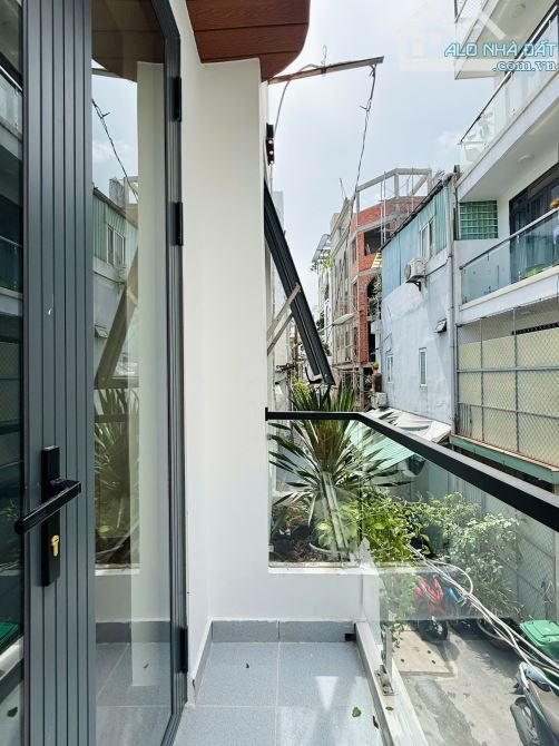 Nhà Gò Vấp hẻm xe tải 2 tầng 3 phòng ngủ 45m2 giá 5,48 tỷ đường Lê Văn Thọ Phường 9