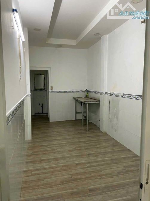 Bán nhà hẻm Huỳnh Tấn Phát P Tân Thuận Tây Quận 7. 30m2