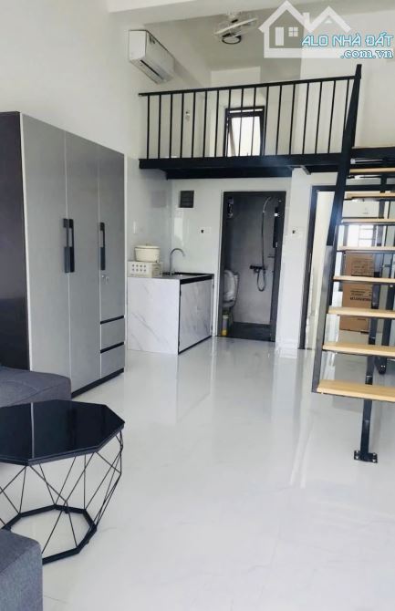 TOÀ CĂN HỘ 3 TẦNG - NGAY TRƯỜNG FPT - 102m2 - DÒNG TIỀN ~30TRIỆU - 8Tỷ6.