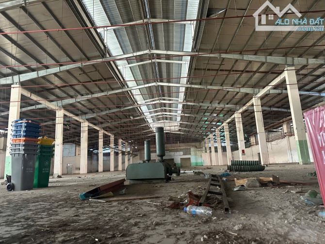 XT513  Cho thuê mặt bằng kinh doanh siêu VIP 4300m2  mặt tiền QL 1A long bình - biên hoà