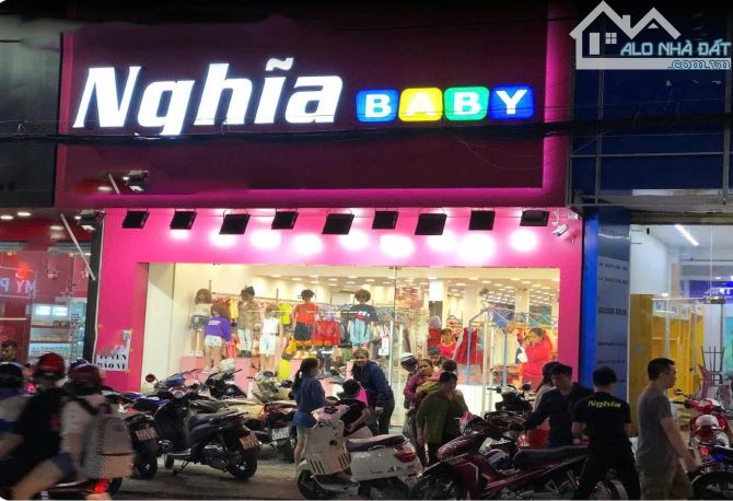 Siêu phẩm nhà Mặt tiền đường Chợ Lớn, Quận 6 - DT:10x20m - HĐT: 100trđ - Giá 49 tỷ