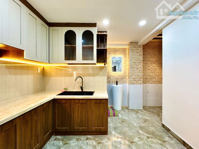 Bán Nhà Đường Phan Tây Hồ Phường Cầu Kiệu Quận Phú Nhuận KC:4 tầng, 5 ngủ 133m2 Nhà Mới ở