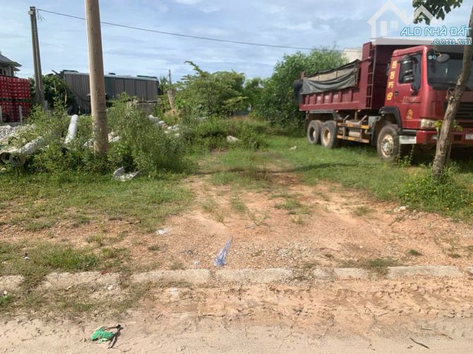 BÁN ĐẤT 2 MẶT TIỀN KQH THANH LAM ĐƯỜNG 24M và 5,5M ,HƯƠNG THUỶ , TP HUẾ .