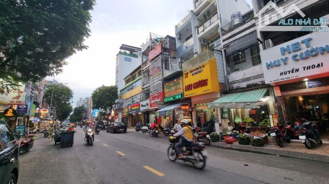 Bán nhà 2MT Nguyễn Thiện Thuật P3 Q3, DT 3x19m NH 6m CN 90m2, KC 3 tầng ST giá 31 tỷ TL