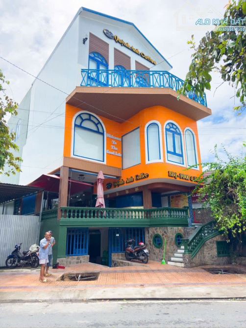 Bán Nhà 4 Lầu Mặt Tiền Đường Phạm Sơn Khai Phường Tân An TP Cần Thơ