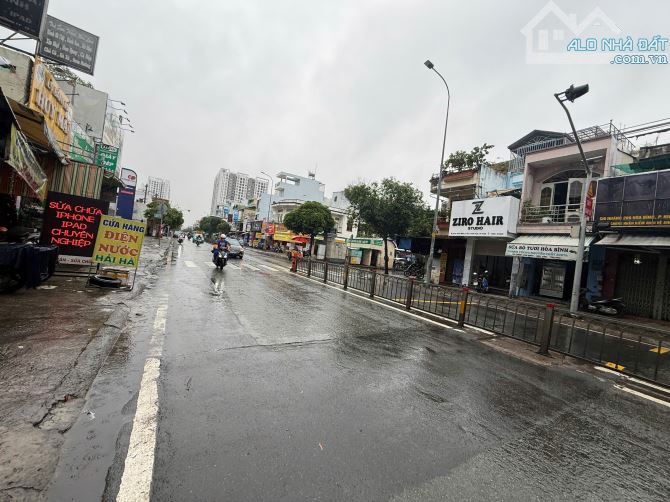 cho thuê nhà MT hòa bình 3,5x17 1 trệt 1 lầu sân thượng vị trí đối diện siêu thị copmart