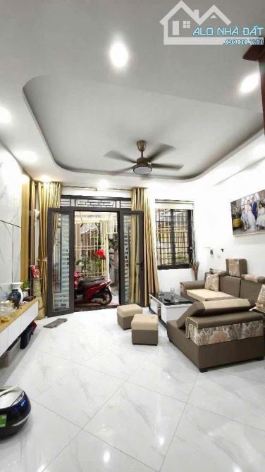 BÁN NHÀ PHAN ĐÌNH GIÓT-LÊ TRỌNG TẤN-HÀ ĐÔNG. 34M-5T, 50M ÔTÔ TRÁNH-TẶNG FULL NỘI THẤT.