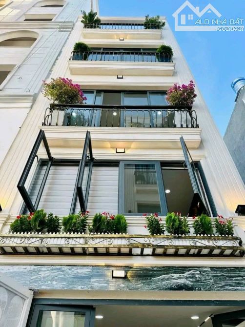 Ngộp! Bán nhà 40m2 Nguyễn Thanh Tuyền, Tân Bình giá 2tỷ190. Gần vòng xoay Lê Văn Sỹ.