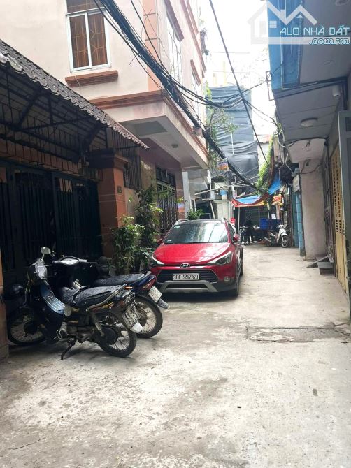 TÀI CHÍNH 9 TỶ - OTO ĐỖ CỬA - LÔ GÓC - NGÕ THÔNG - KINH DOANH - TT ĐỐNG ĐA - 9.35 TỶ