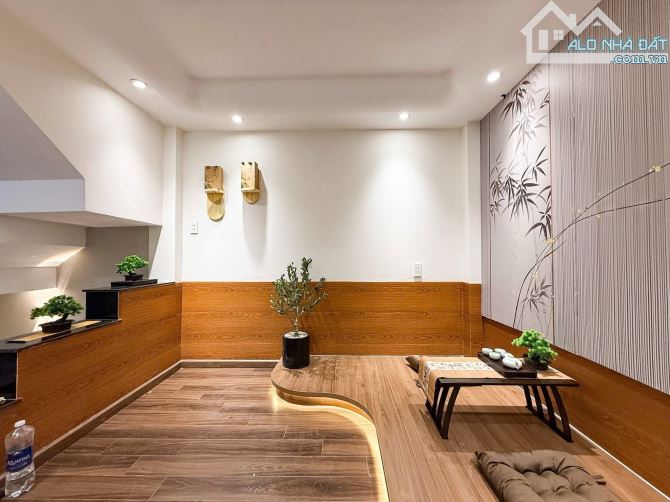 KHU VIP PHAN XÍCH LONG -  NHÀ ĐẸP GIA CHỦ LÀ KIẾN TRÚC SƯ • 46M² x 4 TẦNG