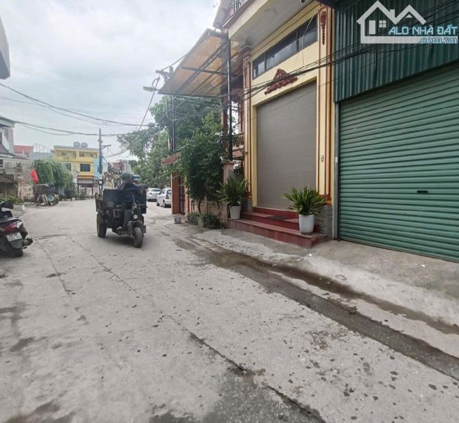 Nhà ở Phú Lương 50m, trục chính kinh doanh, ô tô tránh, gần trường Đại Nam, Điện Lực,