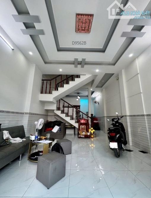 Nhà đẹp HXH Khu đồng bộ Lê Văn Khương – Q.12 – DT 60m2 – 4 tầng – chỉ nhỉnh 5 tỷ
