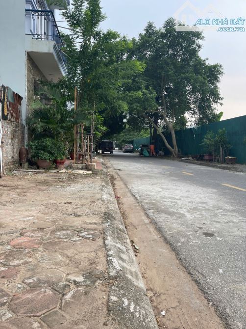 BÁN ĐẤT GIANG BIÊN 90M2 - MẶT TIỀN 6M - VỊ TRÍ KIM CƯƠNG