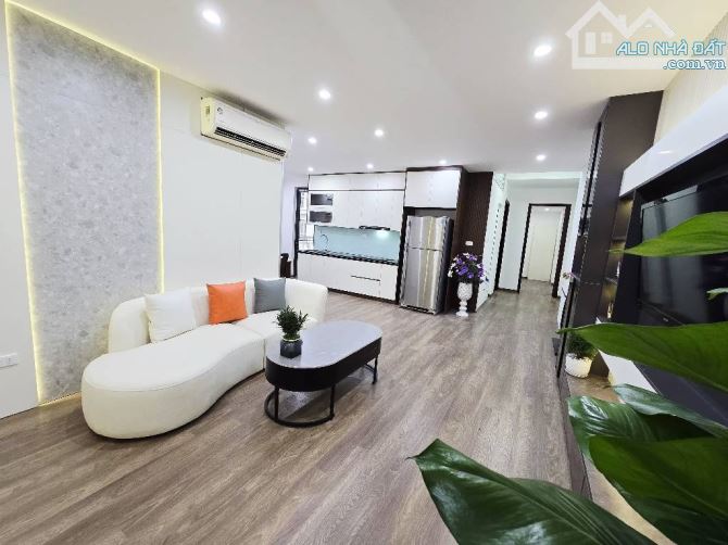 Bán chung cư 24T2 Trung Hòa Nhân Chính, 102m2 3 phòng ngủ 2 WC 8,3 tỷ