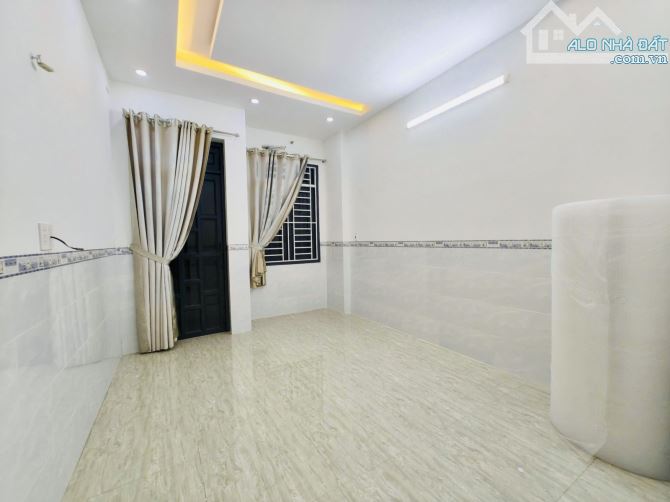 GÒ VẤP - NHÀ MỚI 5 TẦNG - HẺM THÔNG - 4 PN - CÓ PHÒNG NGỦ DƯỚI TRỆT, TIỆN KINH DOANH ONLIN