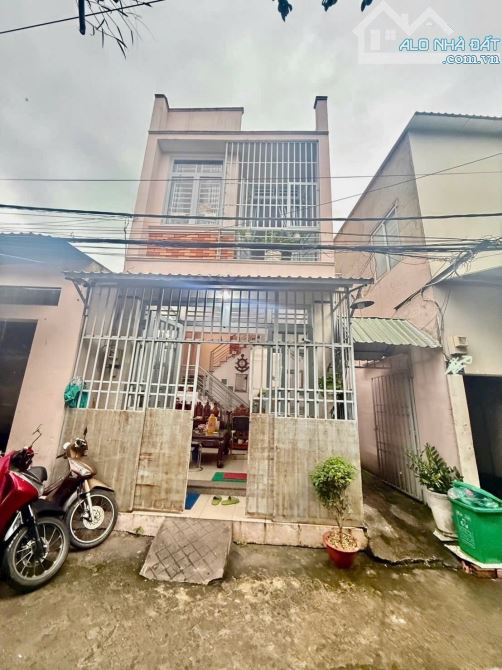 🏡 BÁN NHÀ 2 TẦNG – HẺM XE HƠI, TRUNG MỸ TÂY QUẬN 12 – DT 73M² NGANG 4.8M –GIÁ CHỈ 4.45 TỶ